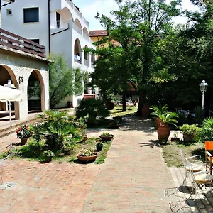 https://hotel-villa-furia.emilia-romagnahotels.net